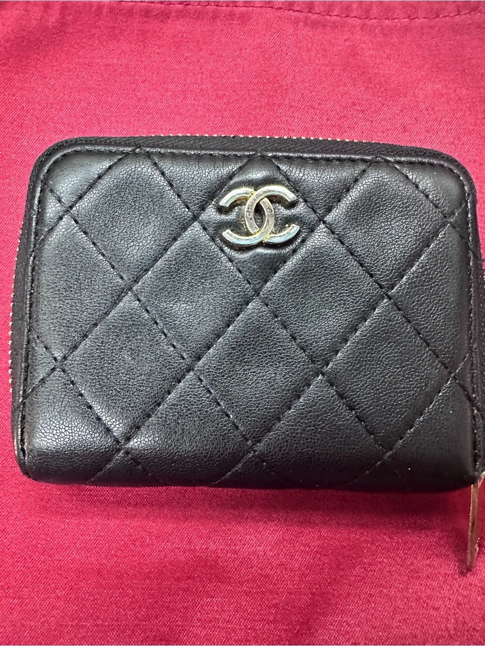 2017 CHANEL Black Quilted Leather Zip Wallet